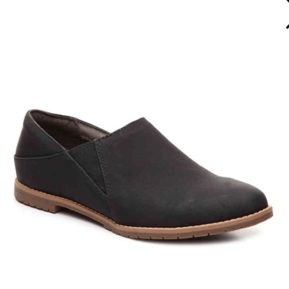 • Eurosoft ankle slip on bootie • black nubuck 7.5